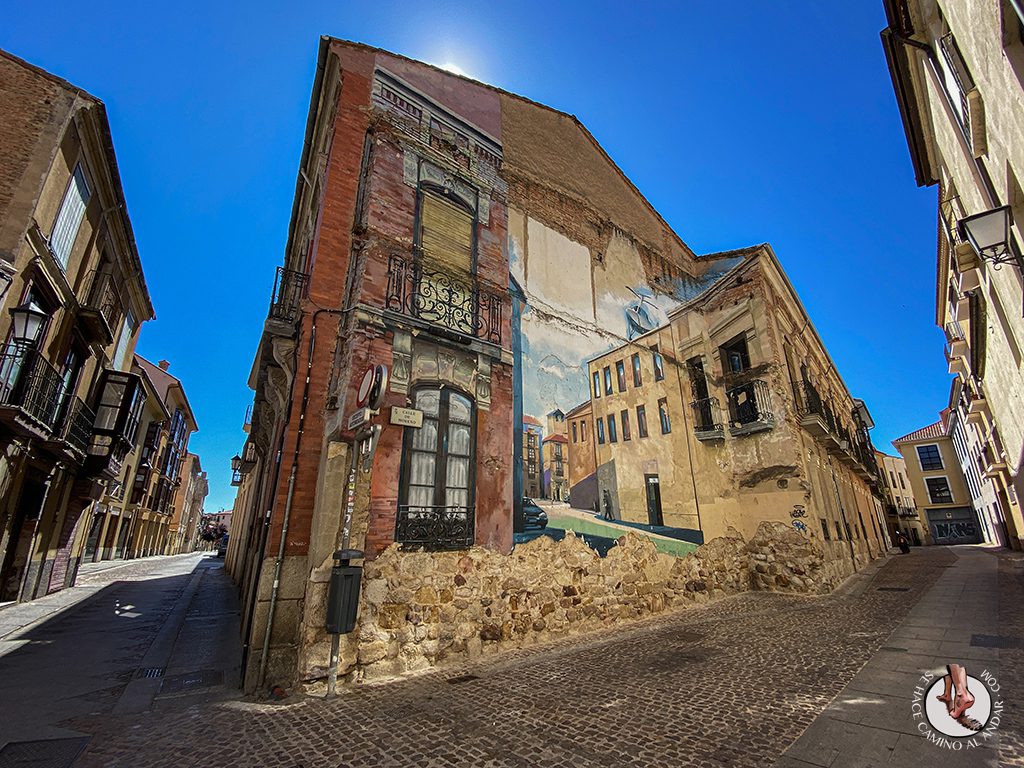 Arte urbano Zamora fachada trampantojo