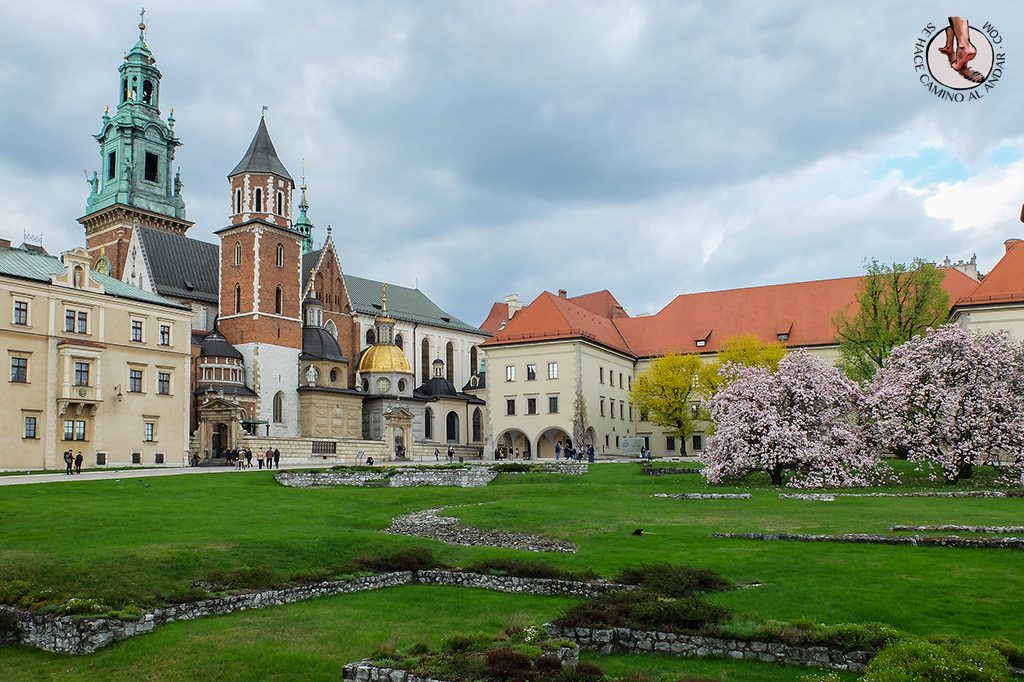 Catedral Wawel jardines Cracovia