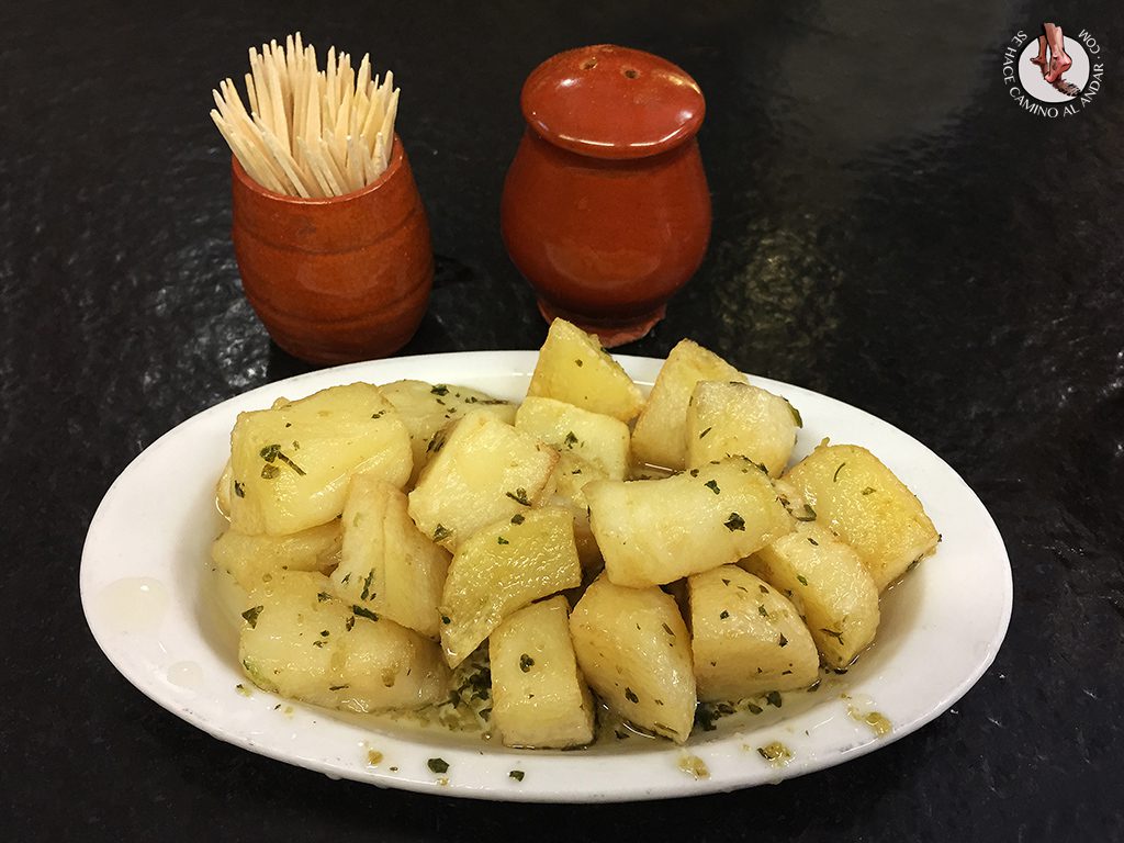 Ciaboga patatas al ajillo