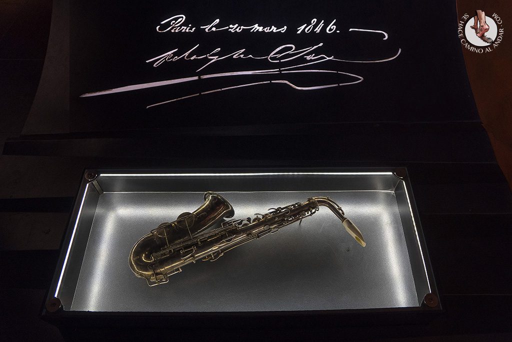 Dinant Adolphe Sax saxofon