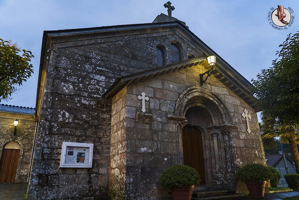 Igrexa de San Tirso de Palas de Rei entrada