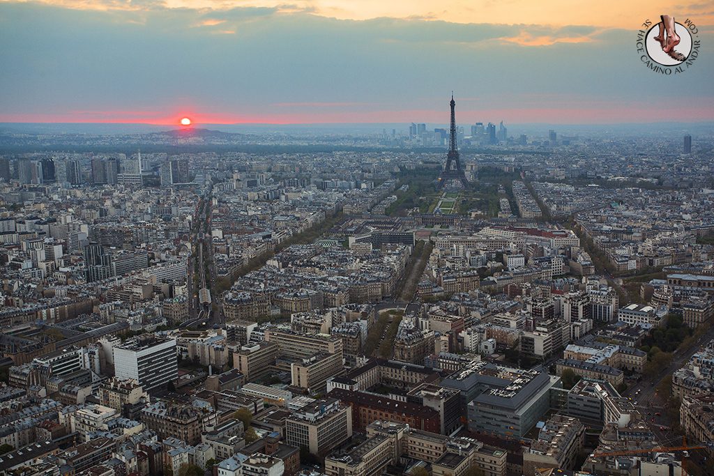 Miradores de Paris Montparnasse Torre Eiffel atardecer