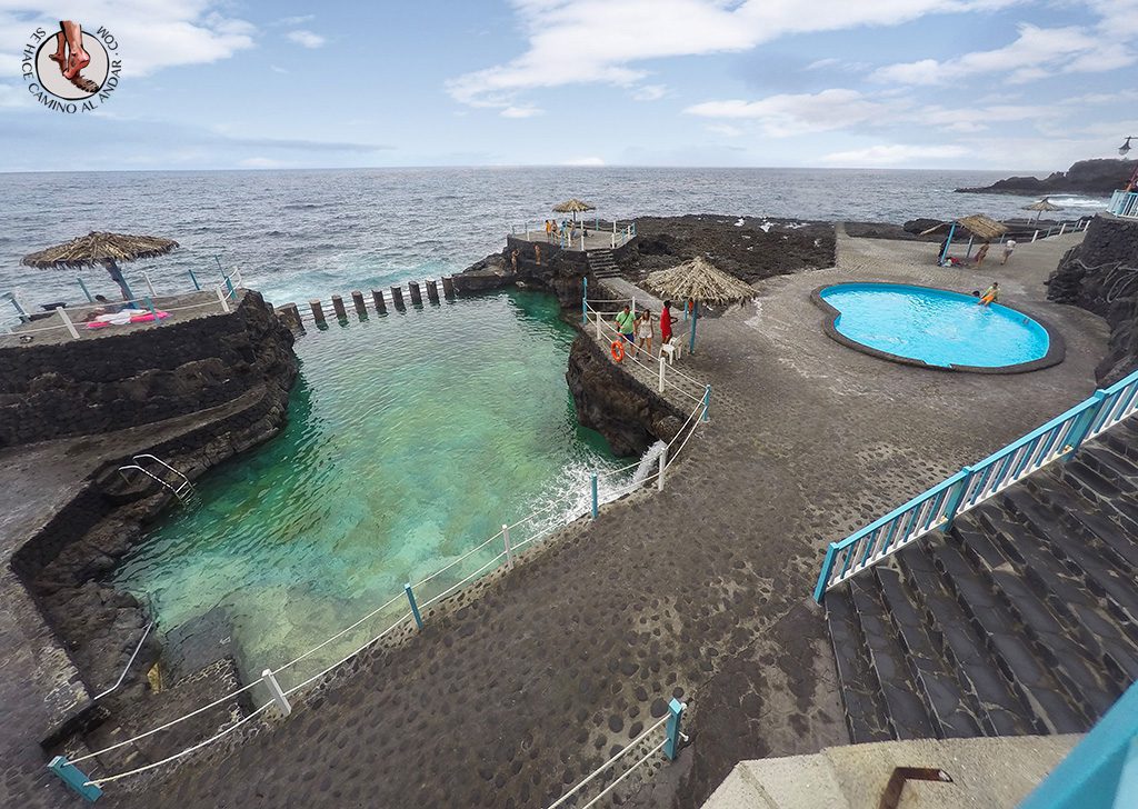 Las Piscinas Naturales De Charco Azul Y La Fajana