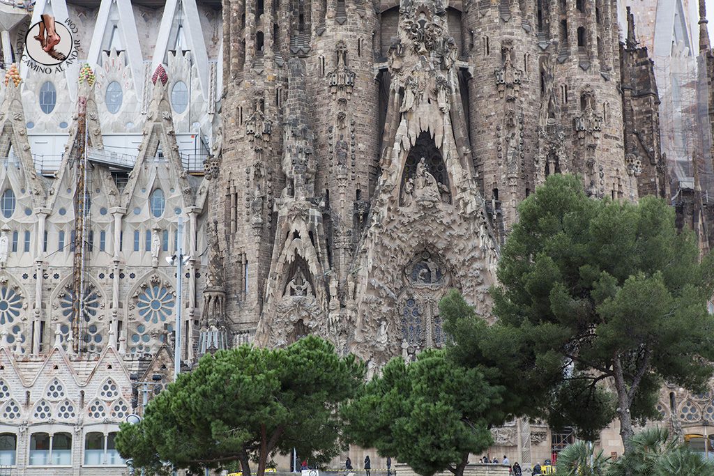 que ver en Barcelona Sagrada Familia Fachada del Nacimiento